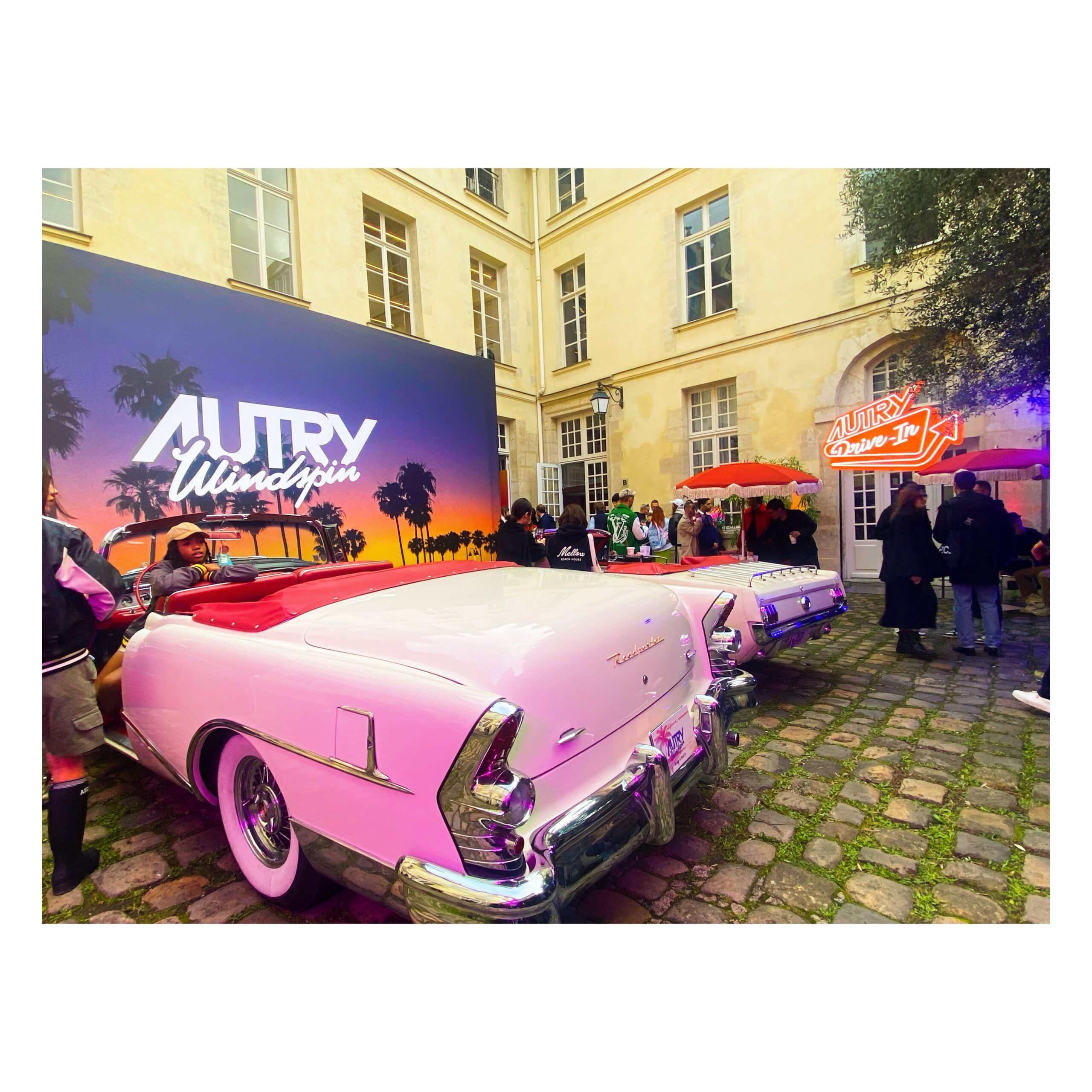 Autry présente sa nouvelle sneaker lors de la Fashion Week Drive-In Experience à Paris