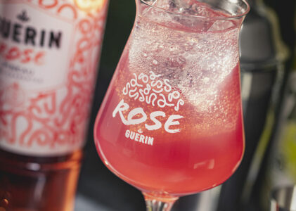 Maison Guérin lance Le Rose, cocktail léger au Pineau des Charentes