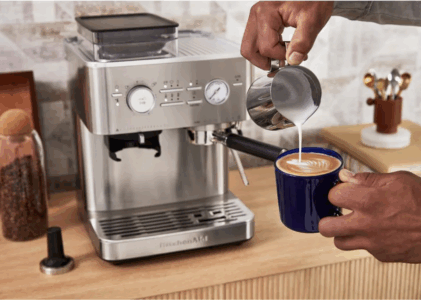 Machine à café KitchenAid : design, silence et plaisir à la maison