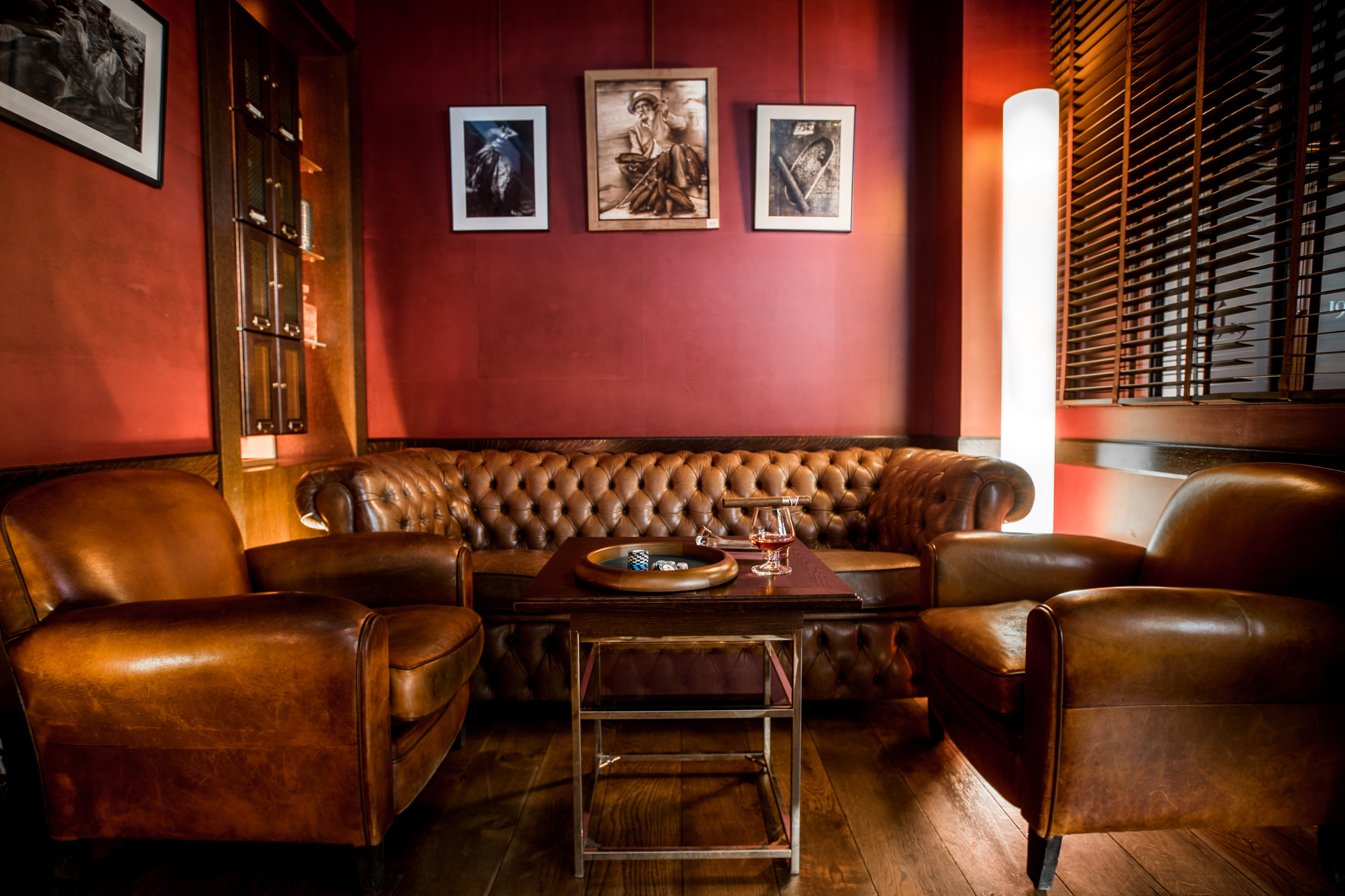 Barbier speakeasy Paris : Gentlemen 1919, adresse chic du 8e