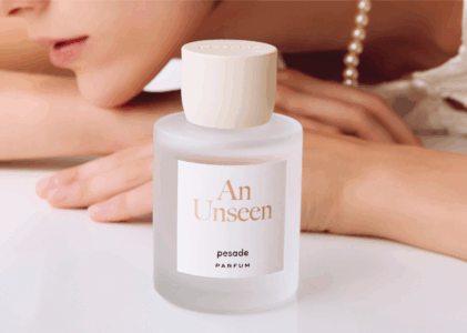 Pesade : quand le parfum devient poésie