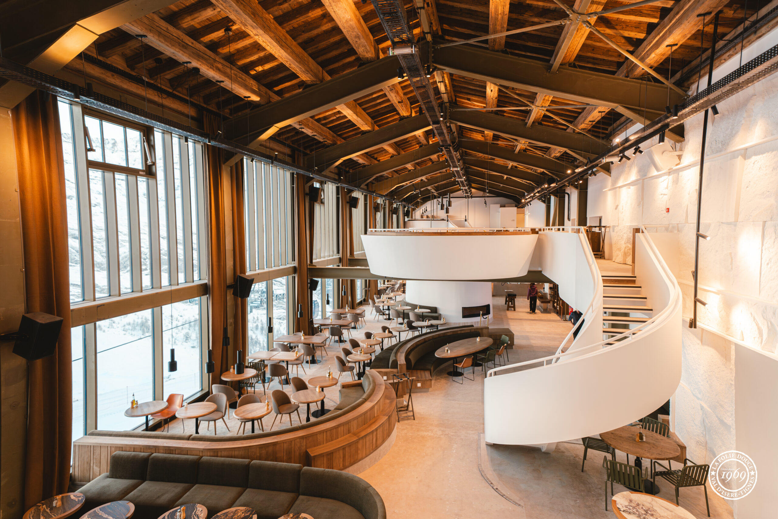 Folie Douce Val d’Isère : une saison 2025 encore plus spectaculaire