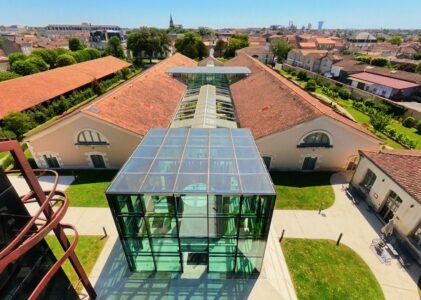 Hôtel Chais Monnet & Spa : Une déclaration d’amour à Cognac, entre grands spiritueux et art de la table