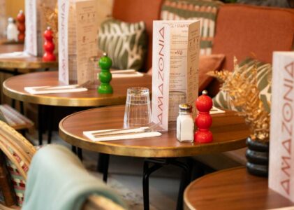 AMAZONIA Paris Eiffel : le brunch latino qui fait voyager les dimanches parisiens