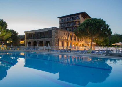 Évasion en Provence : séjour au Castel Luberon, entre nature et douceur de vivre