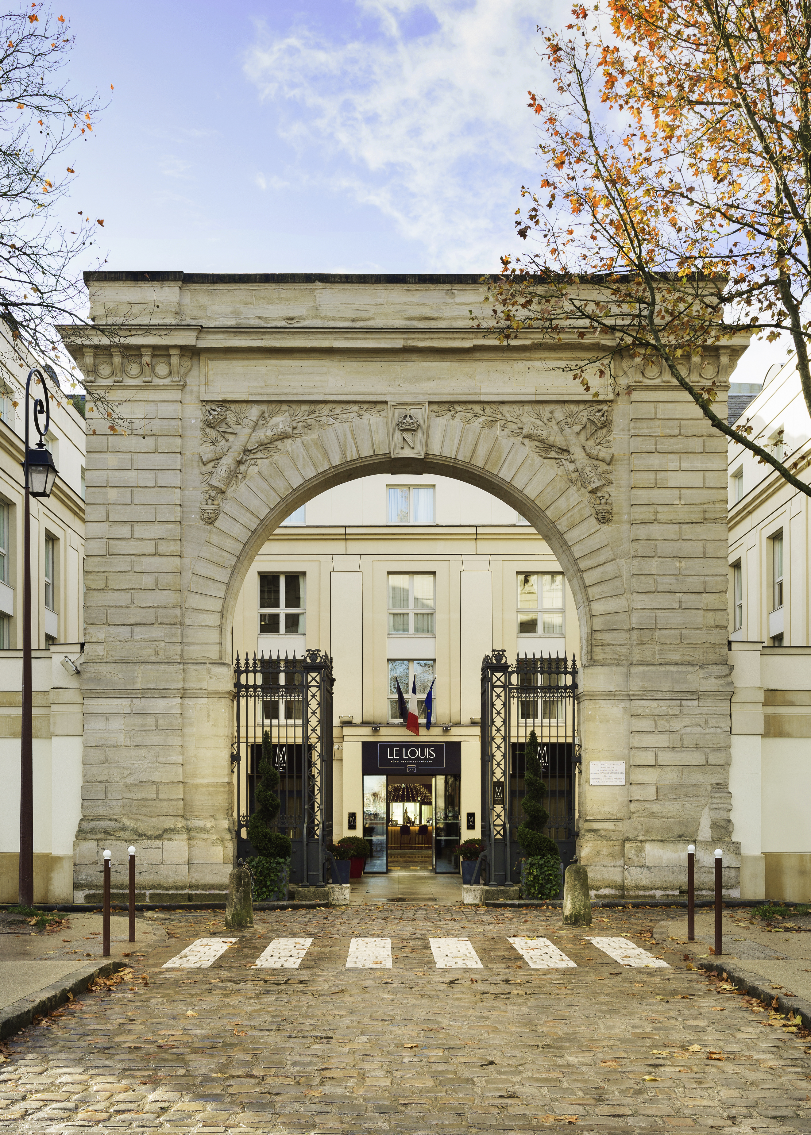entrée Le Louis Versailles