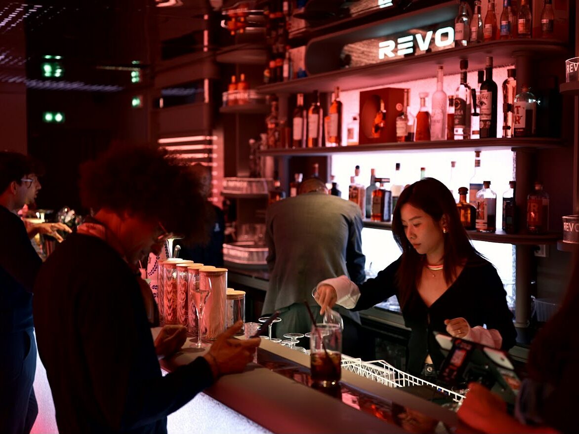 Revo PartyBox - Bar