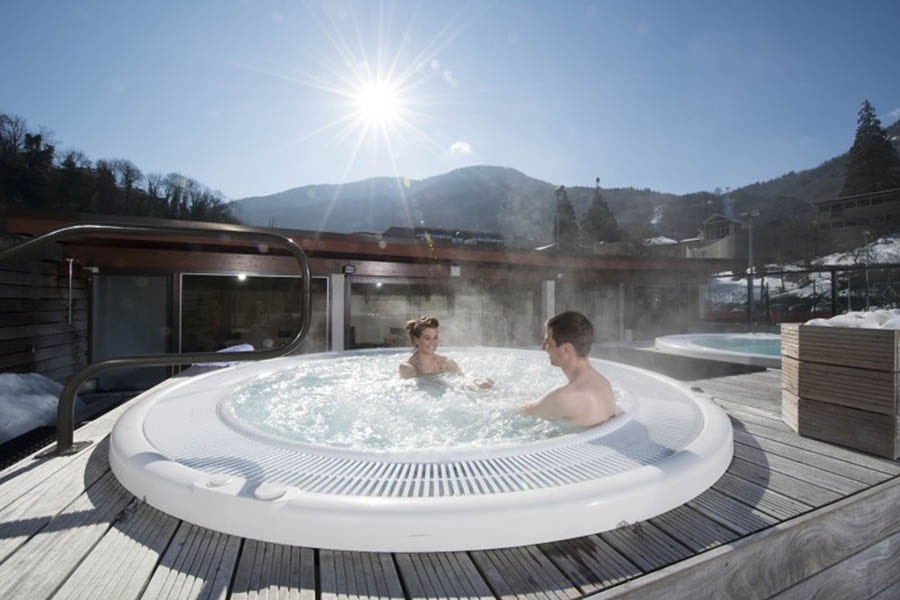 bien etre detente montagne jacuzzi Brides les bains